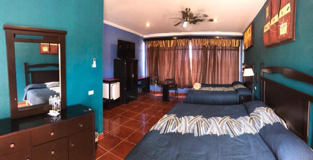 Hotel Paraiso Del Valle Ciudad Constitución المظهر الخارجي الصورة